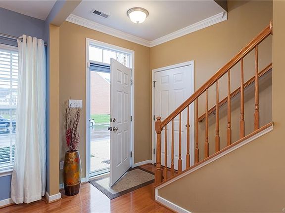 2nd image of 4010 Alder Grove Ln #4010