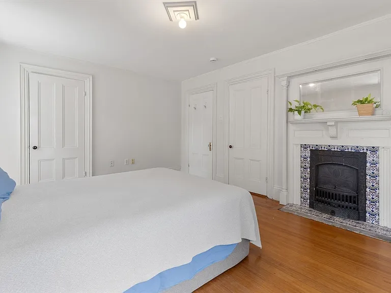 15 Myrtle St #2 — Photo 20
