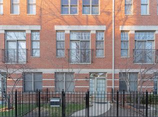 1068 W Fry St, Chicago, IL 60642
