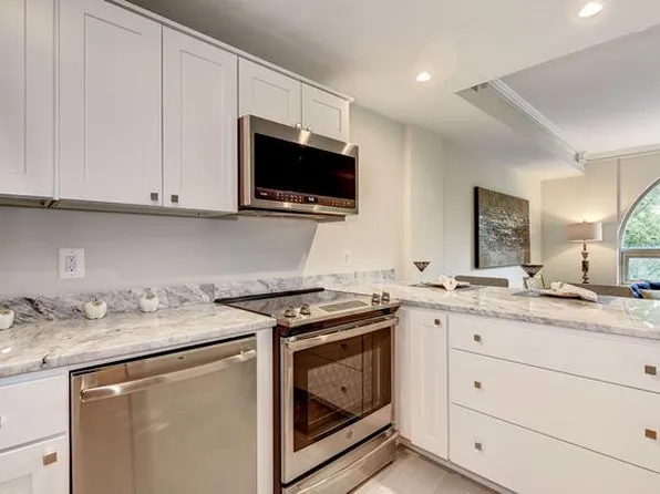 2715 M Street, NW, 2715 M St NW #542c618c5, Washington, DC 20007