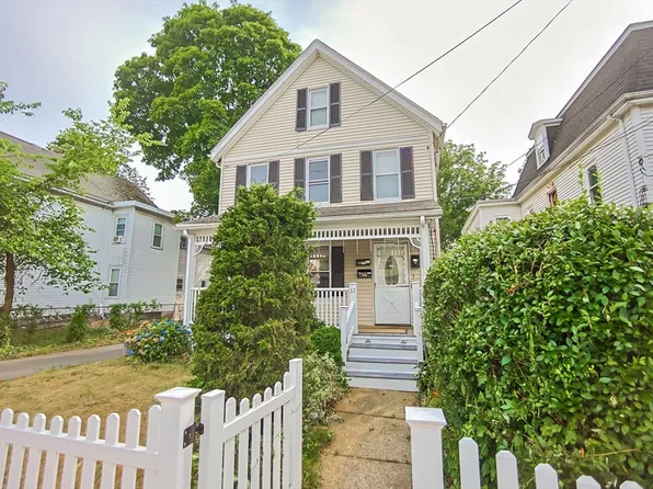 37 Neponset Ave, Hyde Park, MA 02136