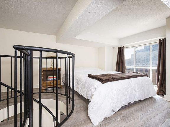 4th image of 111 4th Ave APT 4D