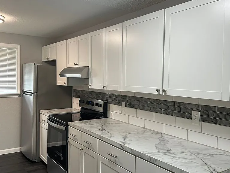 Whitman Park Apartments — Photo 24