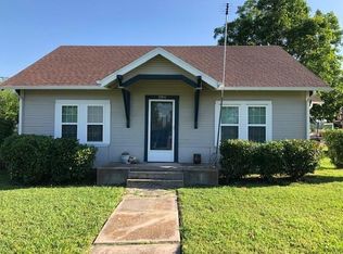 206 E Bailey St, Ponder, TX 76259