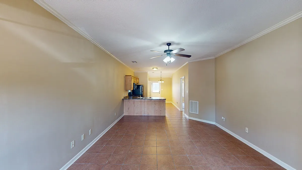 Building Photo - 12 Black Oak Dr