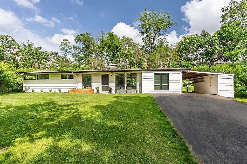 1204 Dubois Ct photo 1