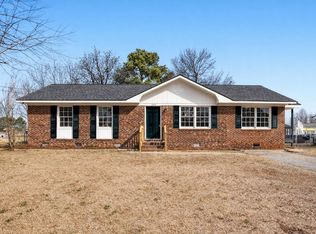 1120 W Pope St, Benson, NC 27504