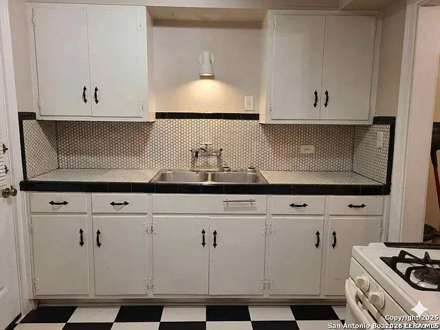 335 E Rosewood Ave #3 — Photo 5