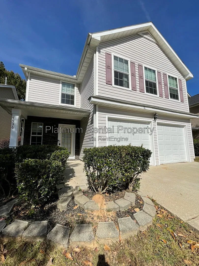 5 bed, 3.0 bath, 2640 sqft, $2,350 — Photo 2
