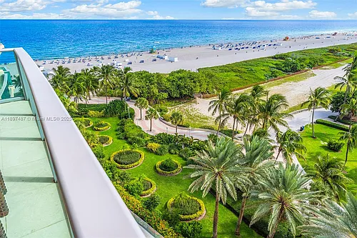 1455 Ocean Dr #1003 Photo 1