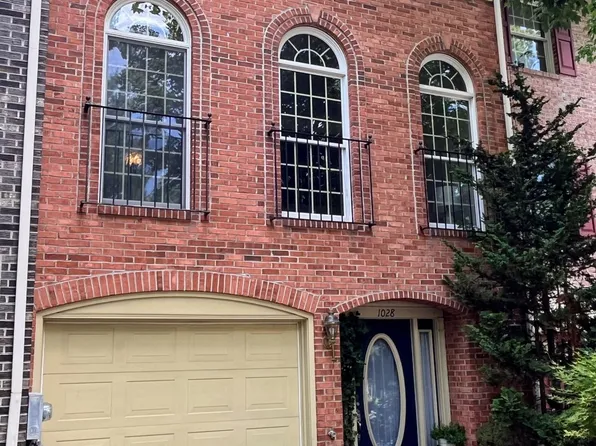 1028 Lindsay Ln, Hagerstown, MD 21742