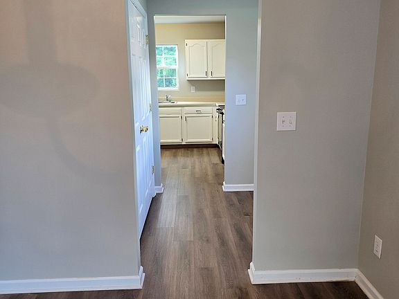 Dining Room to Kitchen Throughway