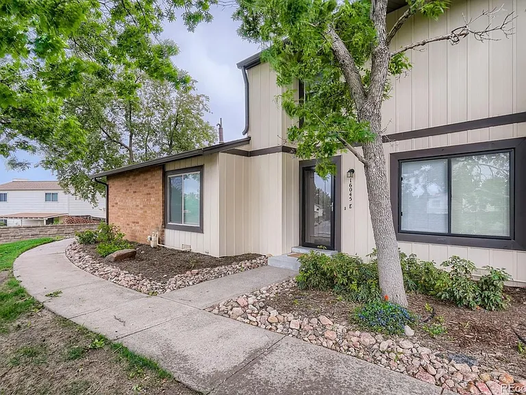 16045 E Ithaca Pl — Photo 1