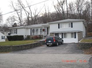 5 Pasco Dr, Johnston, RI 02919