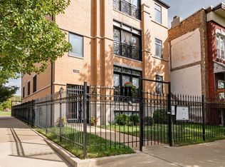 3701 S Ellis Ave APT 3, Chicago, IL 60653
