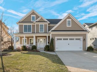 812 E Indiana St, Wheaton, IL 60187