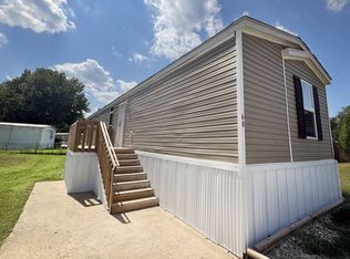 250 Farm Bureau Rd #68, Manhattan, KS 66502