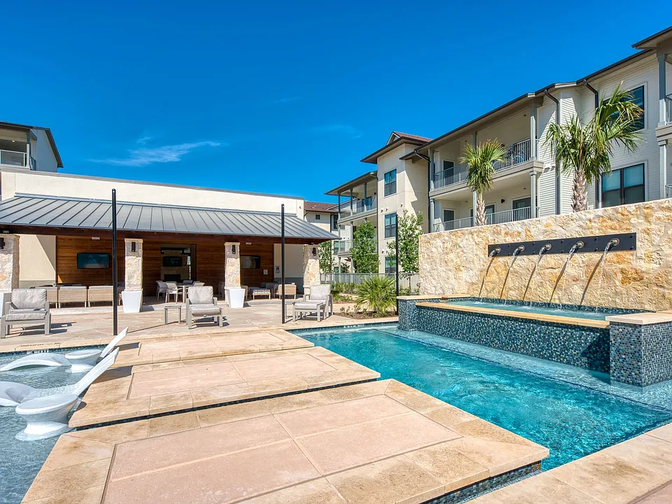 Tacara Westpointe Village apartments community photo