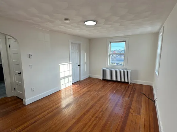 493 Lynn St, Malden, MA