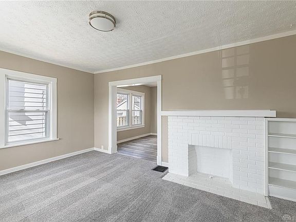 4th image of 3613 Woodbine Ave
