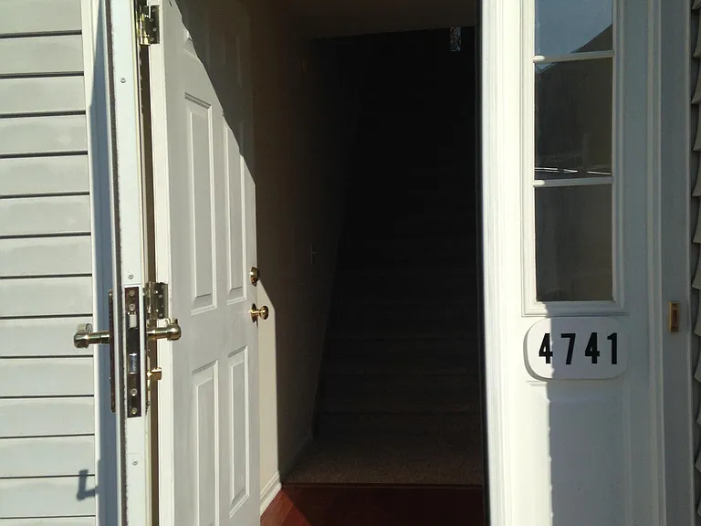 4741 Weatherhill Dr — Photo 2