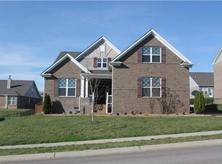2294 Dewey Dr, Spring Hill, TN 37174