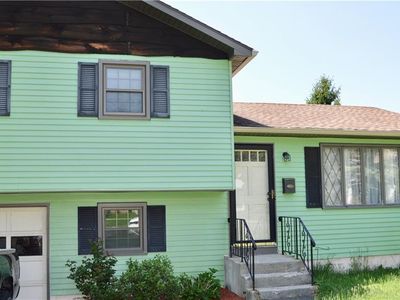 14 Robin St, Bristol, CT, 06010
