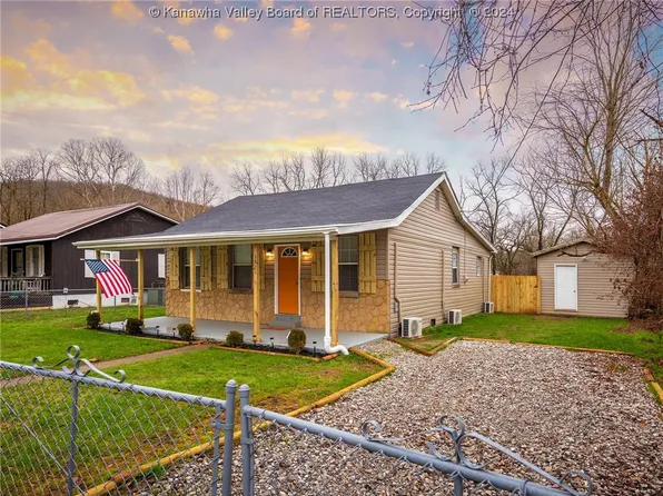 3721 Mill St, Saint Albans, WV 25177