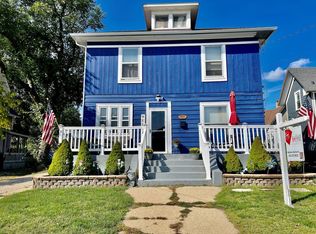 338 Watch St, Elgin, IL 60120