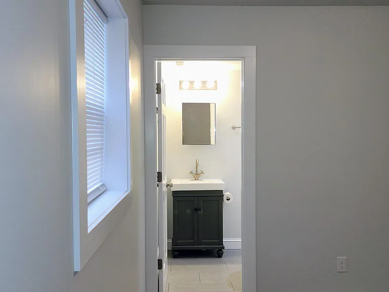 617 Brookshire St — Photo 18