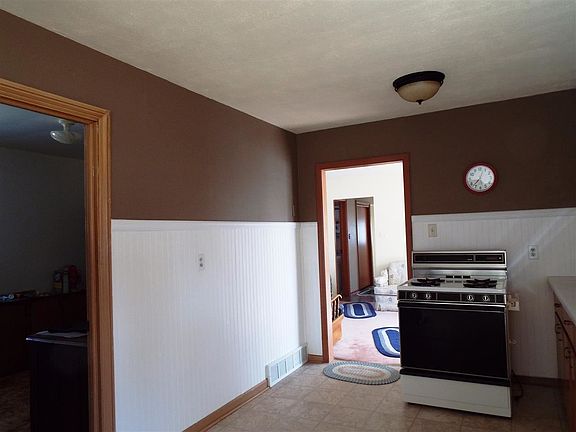 5th image of 505 Brookside Ave