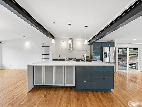 3rd image of 12456 SE 27th Street