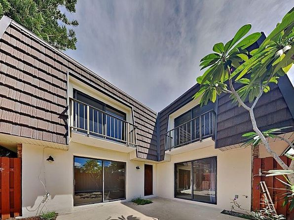 2313 Vista Oaks Cir NE