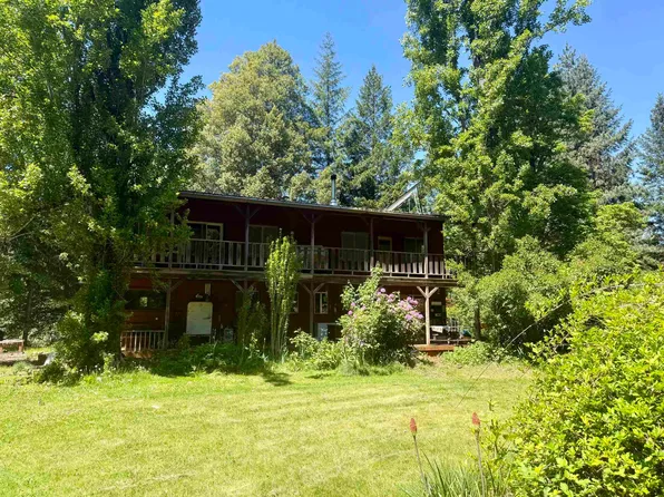Sandy Bar Rd, Somes Bar, CA 95568