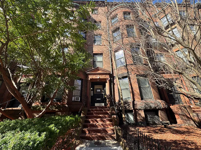 41 Bay State Rd #5F — Photo 8