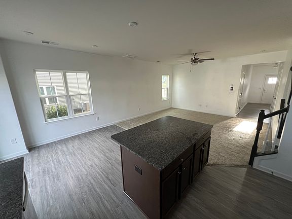 5th image of 432 Triple Crown Way