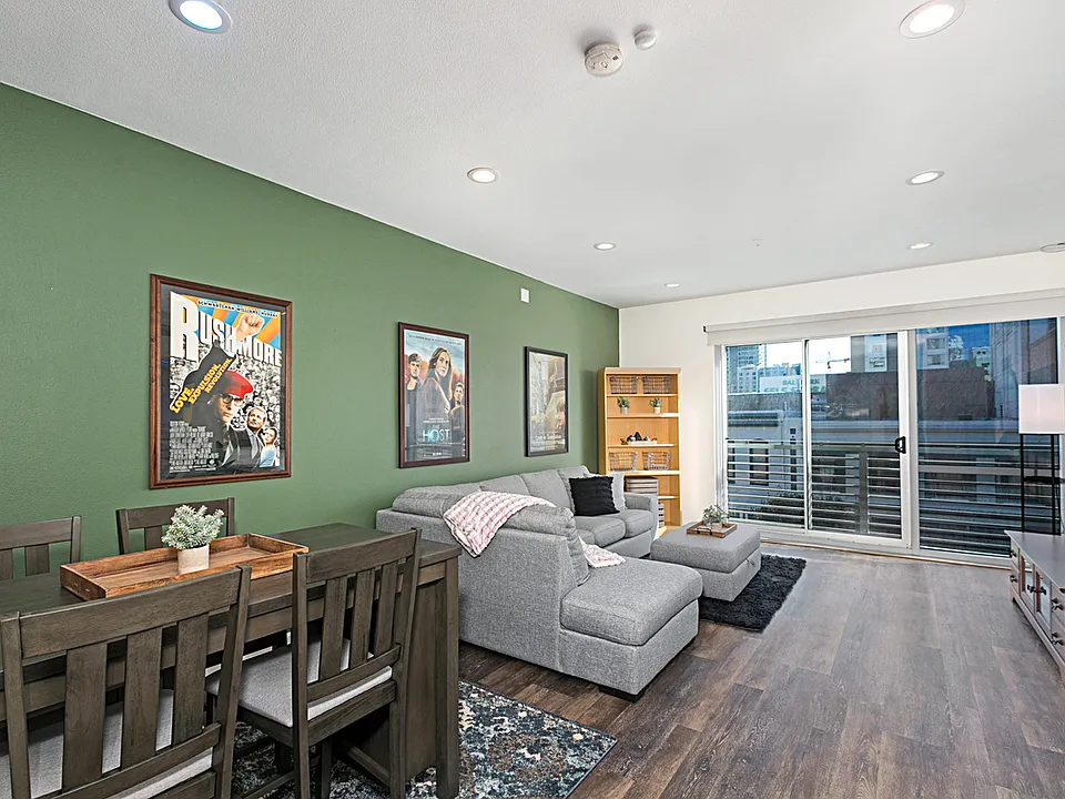 445 Island Ave #423