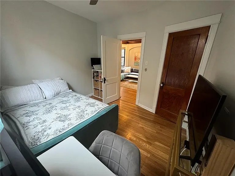 4418 N Artesian Ave #2 — Photo 12