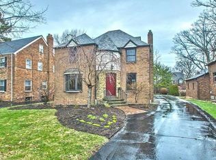13956 Lake Ave, Lakewood, OH