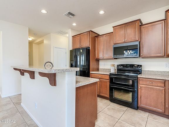 3rd image of 6522 W Sugar Pine Trl