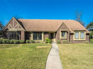 8014 Colgate St, Houston, TX 77061