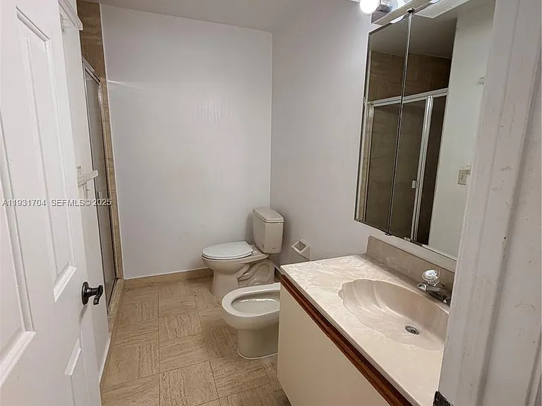7460 La Paz Blvd #310 — Photo 7