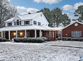 124 Fairington Rd NW, Huntsville, AL 35806