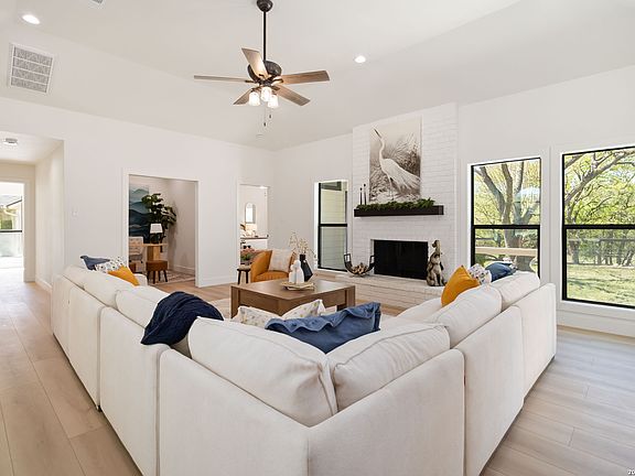 5th image of 15606 Powder River