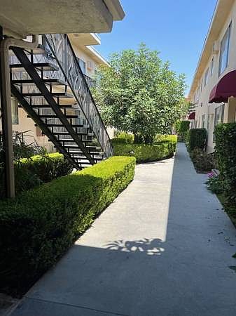 2nd image of 5216 Corteen Pl APT 8