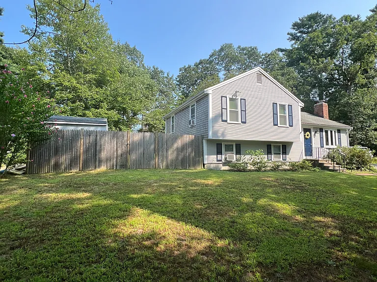 55 Walnut St — Photo 1