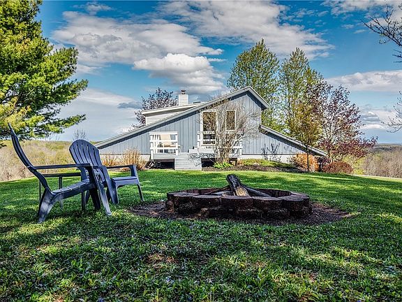 4th image of 847 Jordanville Rd