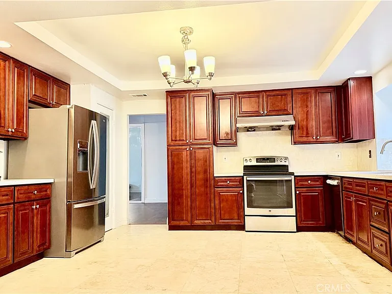 23860 Enriquez Dr — Photo 19