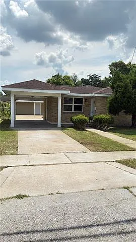 1816 Stafford St — Photo 2