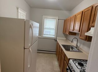 38 Estes St, Lynn, MA 01902